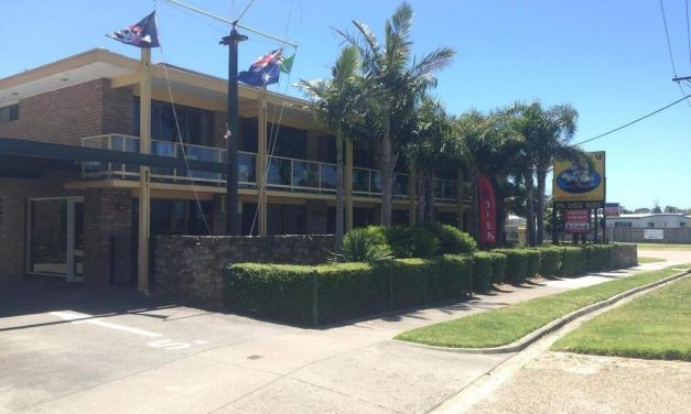 Abel Tasman Waterfront Motel Lakes Entrance