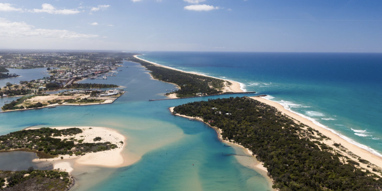 Discover the Fascinating History of Gippsland Lakes: A Unique Natural Wonder